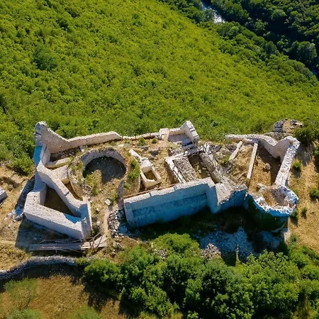 Дом отдыха Antona *