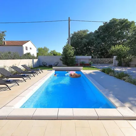 Antona Сasa de vacaciones Šibenik