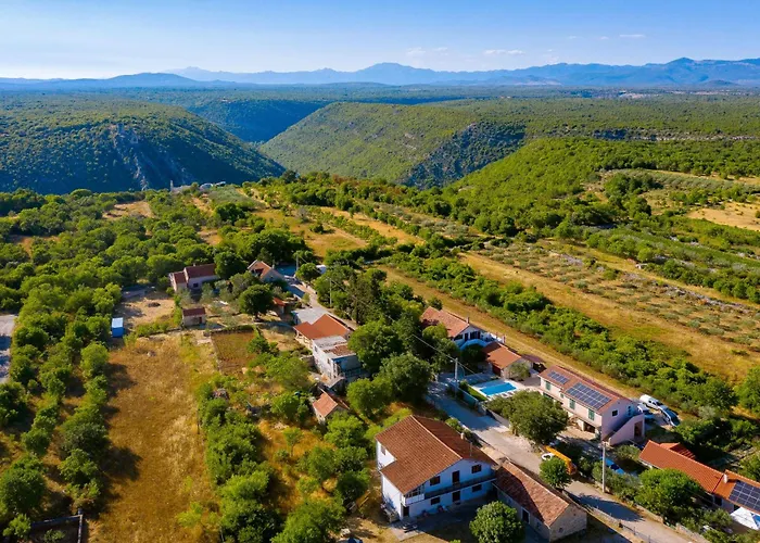 Antona Шибеник